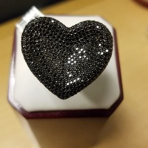 Ladies heart ring